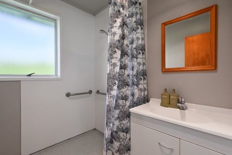 Photo of property in 1 Bay Grove, Pukehangi, Rotorua, 3015