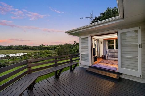 Photo of property in 212a Plummers Point Road, Whakamarama, 3172