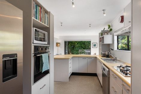 Photo of property in 11 Renata Road, Otaki, 5512