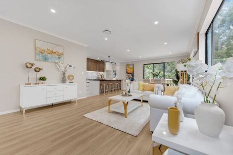Photo of property in 2e Hughs Way, Flat Bush, Auckland, 2019
