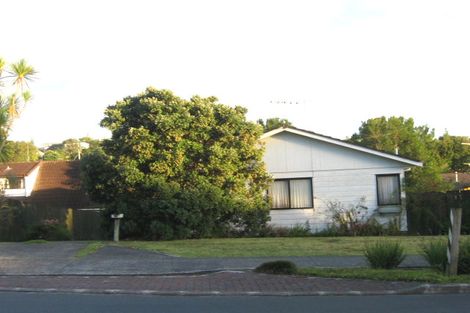 Photo of property in 90 Moore Street, Hillcrest, Auckland, 0627