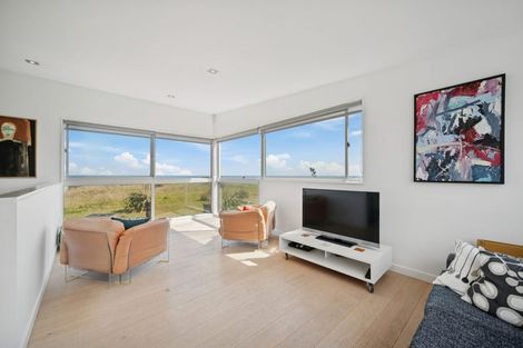 Photo of property in 14 Beachview Grove, Peka Peka, Waikanae, 5391