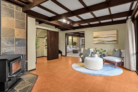 Photo of property in 14 Utuhina Road, Springfield, Rotorua, 3015