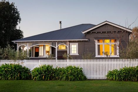 Photo of property in 33 Daniel Street, Martinborough, 5711