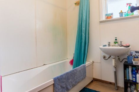 Photo of property in 15 Redfern Street, Dannevirke, 4930