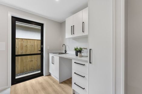 Photo of property in 28 East Street, Terrace End, Palmerston North, 4410