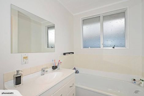 Photo of property in 1 Topeka Grove, Totara Park, Upper Hutt, 5018