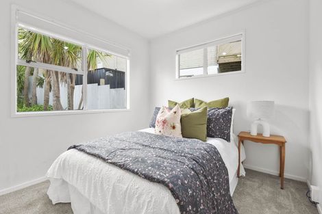 Photo of property in 9 Everard Avenue, Army Bay, Whangaparaoa, 0930