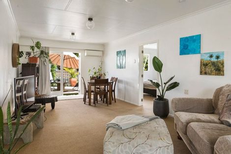 Photo of property in 11 Roretana Drive, Athenree, Katikati, 3177