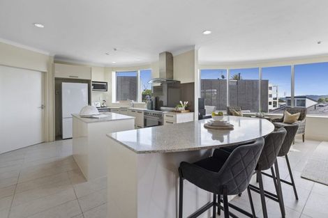 Photo of property in Shangri La Apartments, 1/97 Jervois Road, Herne Bay, Auckland, 1011
