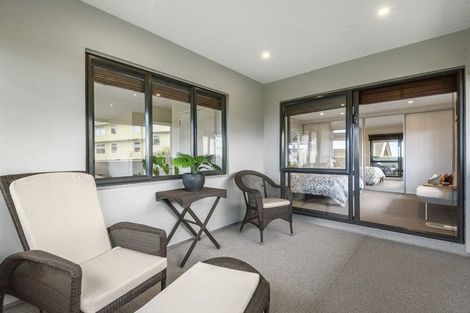 Photo of property in 23a Peter Terrace, Castor Bay, Auckland, 0620