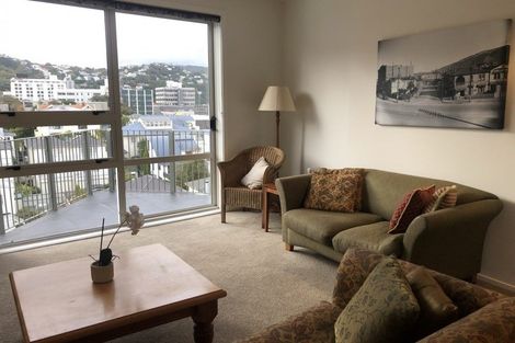 Photo of property in Stadium Garden Flats, 401/107 Thorndon Quay, Pipitea, Wellington, 6011