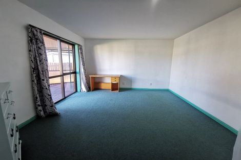 Photo of property in 64 Acacia Avenue, Upper Riccarton, Christchurch, 8041
