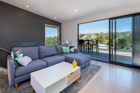 Photo of property in 131 Beach Road, Castor Bay, Auckland, 0620