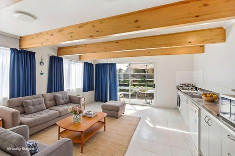 Photo of property in 75 Mandeville Street, Riccarton, Christchurch, 8011