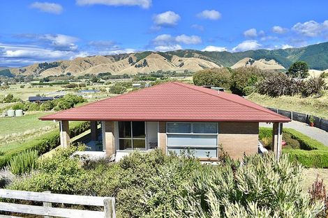 Photo of property in 41 Paul Faith Lane, Te Horo, Otaki, 5581