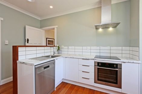 Photo of property in 102 Sylvan Road, Parkvale, Hastings, 4122