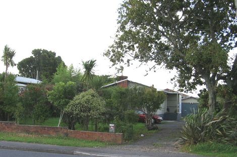 Photo of property in 94 Royal Road, Massey, Auckland, 0614