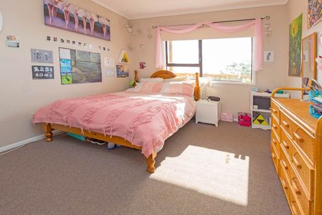 Photo of property in 8b Ladies Mile, Manly, Whangaparaoa, 0930