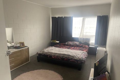 Photo of property in 2/14 Cambourne Road, Papatoetoe, Auckland, 2025