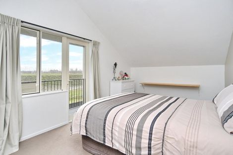 Photo of property in 2/775 Main North Road, Belfast, Christchurch, 8051