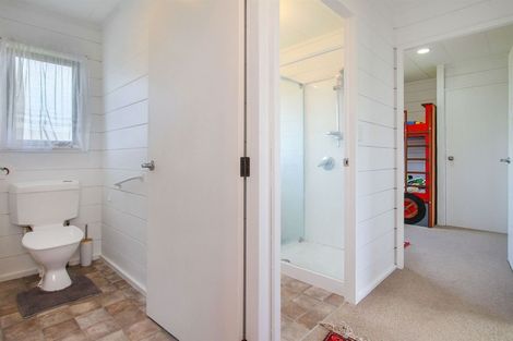 Photo of property in 3 Stella Drive, Clarks Beach, 2122