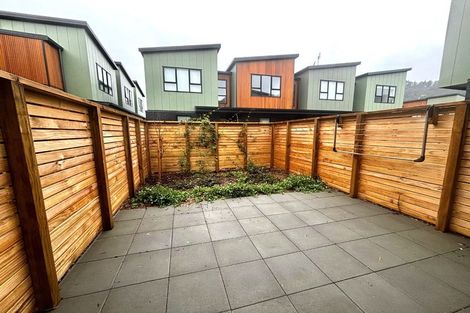 Photo of property in 11/7 Johnston Grove, Taita, Lower Hutt, 5011