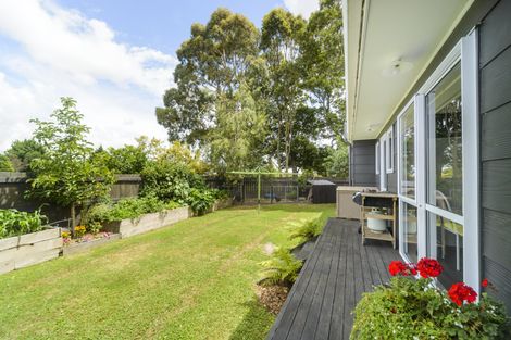 Photo of property in 97 Hillcrest Drive, Kelvin Grove, Palmerston North, 4414