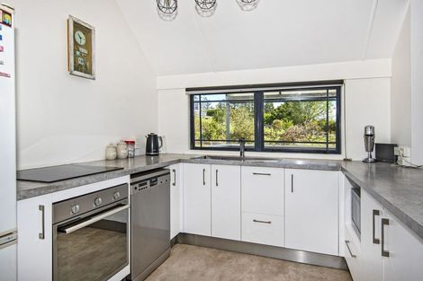 Photo of property in 647 Pipiwai Road, Matarau, Whangarei, 0176