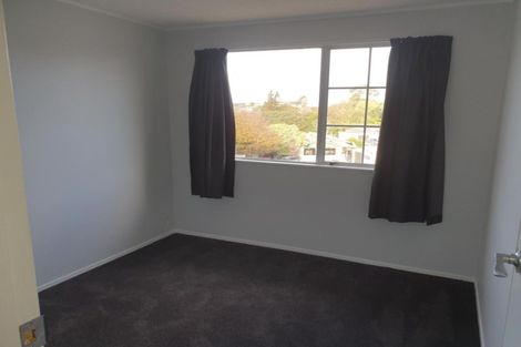Photo of property in 35 Hua Street, Bell Block, New Plymouth, 4312