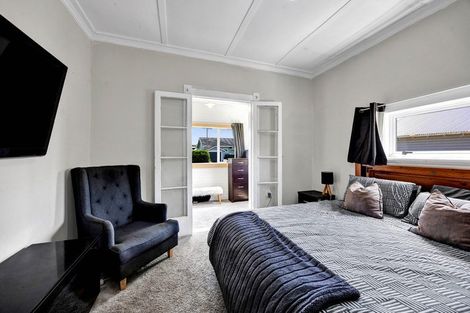 Photo of property in 12 Collins Street, Hawera, 4610