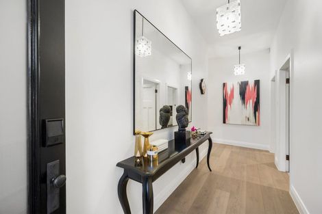 Photo of property in 23 Ferry Street, Seatoun, Wellington, 6022