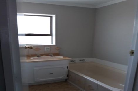 Photo of property in 4/82 Russell Street, Palmerston North, 4414