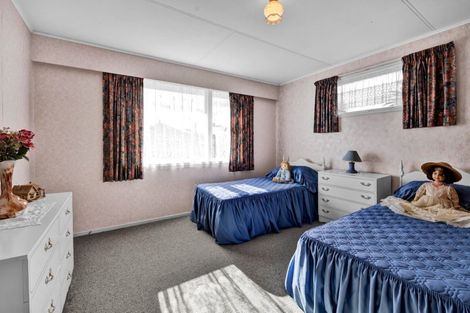 Photo of property in 3 Karaka Street, Hawera, 4610