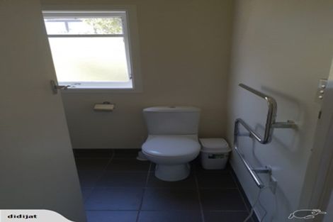 Photo of property in 2/17 College Road, Northcote, Auckland, 0627