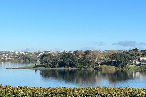 Photo of property in 306 Hurstmere Road, Takapuna, Auckland, 0622