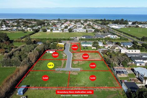 Photo of property in 81 Whitcombe Road, Opunake, 4616