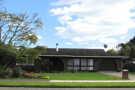 Photo of property in 183 Bartholomew Road, Levin, 5510