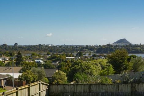 Photo of property in 17 Vanderbilt Place, Welcome Bay, Tauranga, 3112