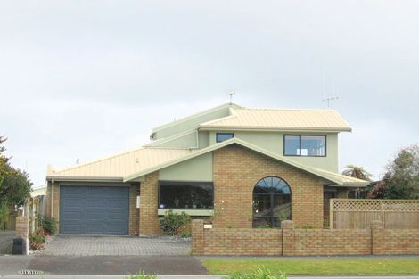Photo of property in 300 Cambridge Road, Hillcrest, Hamilton, 3216
