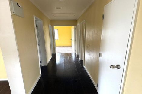 Photo of property in 32 Wai Iti Place, Clendon Park, Auckland, 2103