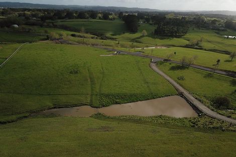 Photo of property in 58 Joseph Dunstan Drive, Taupaki, 0782