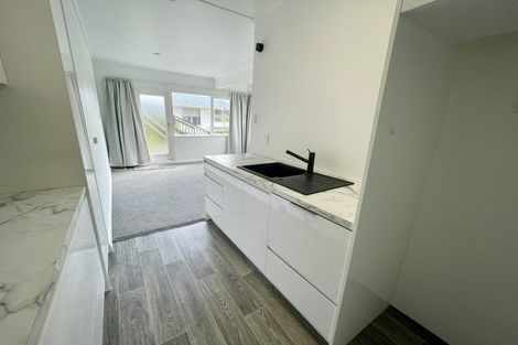 Photo of property in 15 Holborn Drive, Stokes Valley, Lower Hutt, 5019