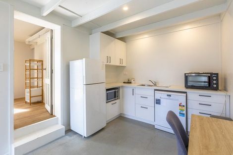 Photo of property in 10 Ireland Place, Pirimai, Napier, 4112