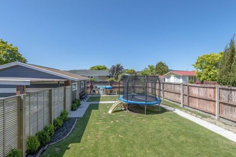 Photo of property in 48 Roberta Drive, Somerfield, Christchurch, 8024