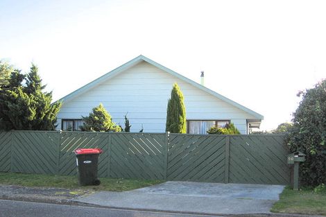 Photo of property in 50 Dale Road, Raumati South, Paraparaumu, 5032