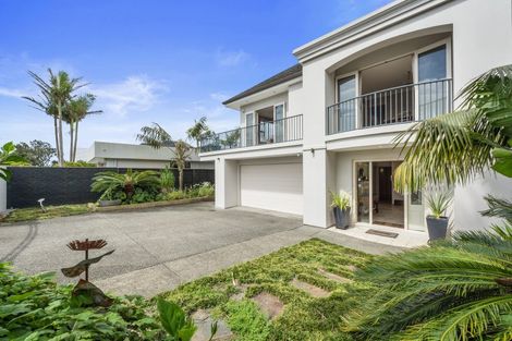 Photo of property in 31 Ocean View Road, Milford, Auckland, 0620