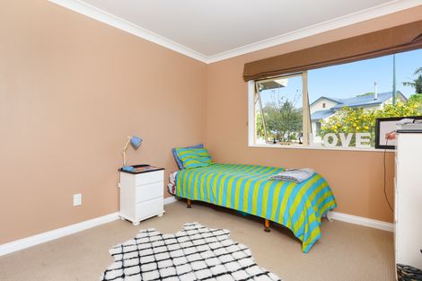 Photo of property in 16 Mamaku Rise, Welcome Bay, Tauranga, 3112