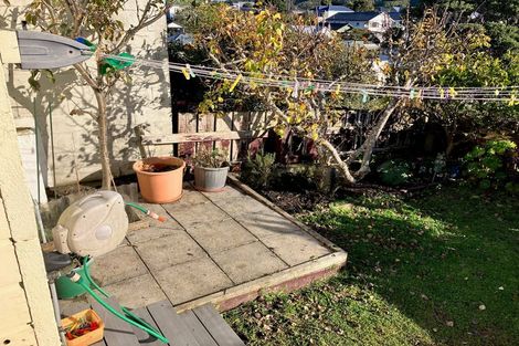 Photo of property in 7 Herald Terrace, Berhampore, Wellington, 6023