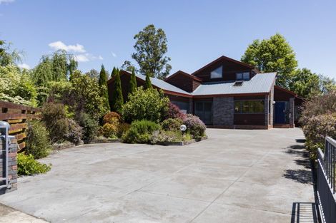 Photo of property in 8 Willow Grove, Waipukurau, 4200
